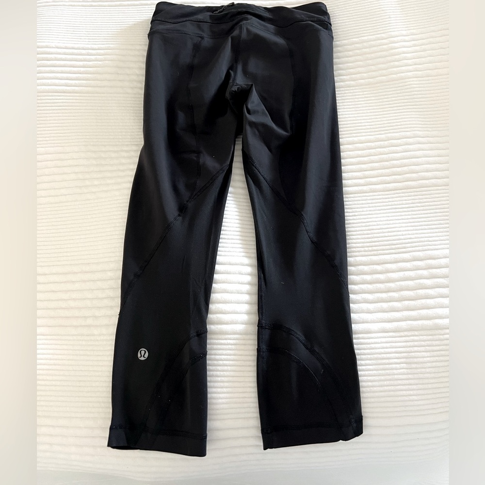 Lululemon Mesh Leggings - Picture 2 of 13